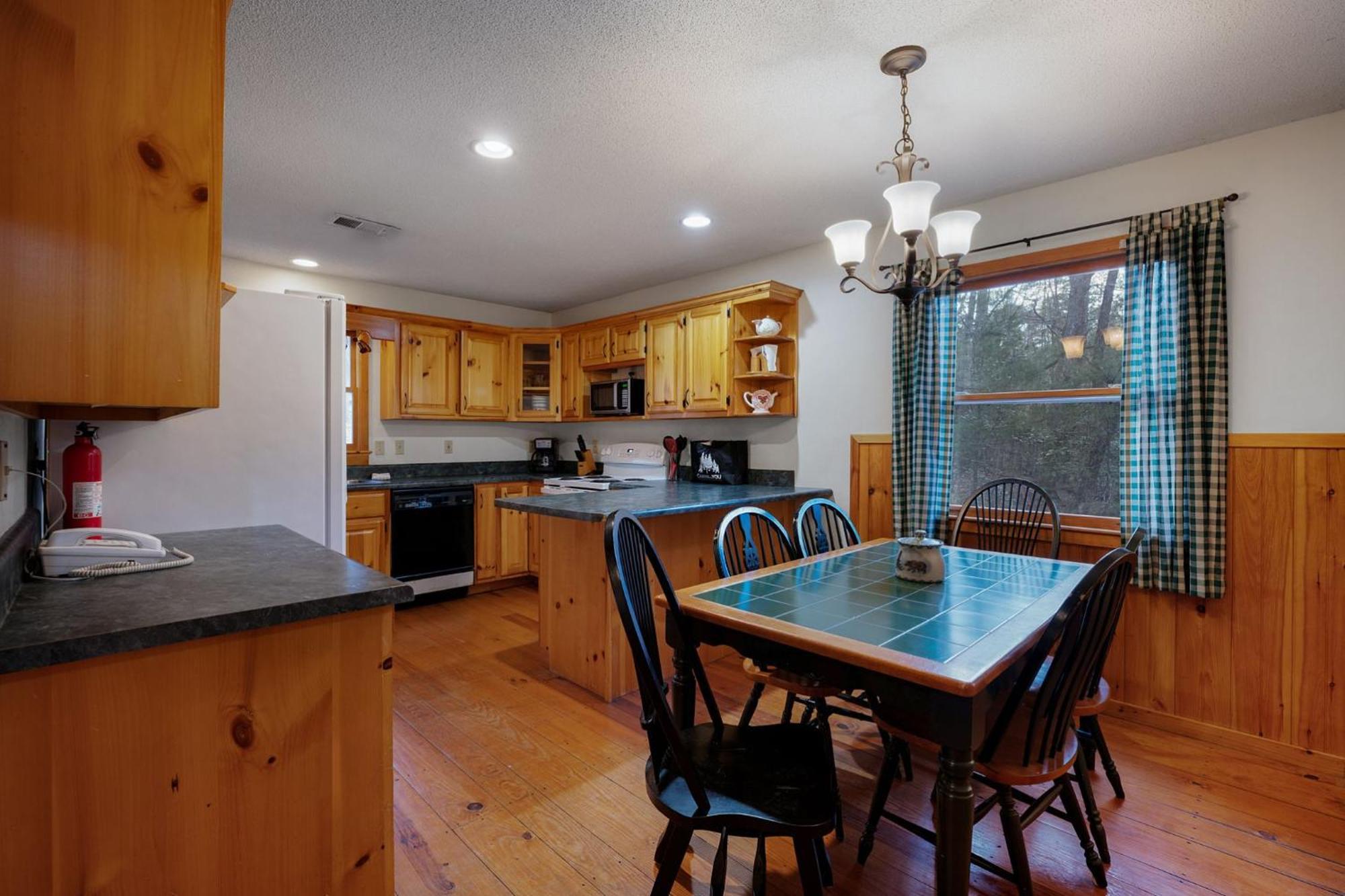 فيلا Peaceful Living Minutes From Blue Ridge Hot Tub Pool Table المظهر الخارجي الصورة